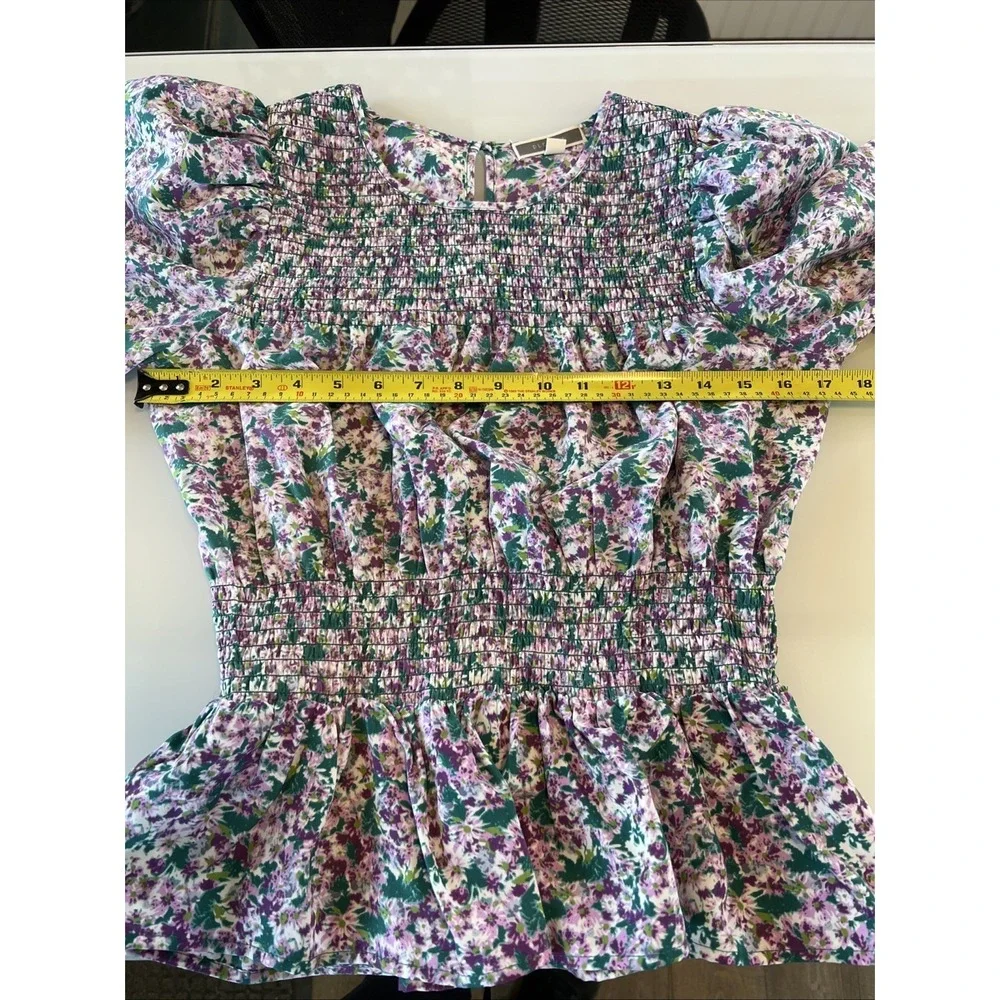 Pleione Blouse XS Peplum Puff 3/4 Sleeve Smocked Floral‎ Purple Green